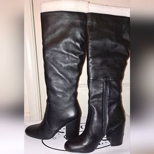 Steve Madden Black Gene Genuine Leather Knee Height Boot block heel Size 8.5